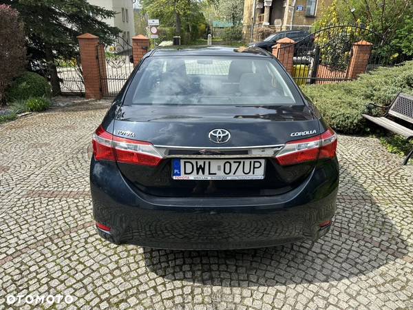 Toyota Corolla 1.6 Premium - 10