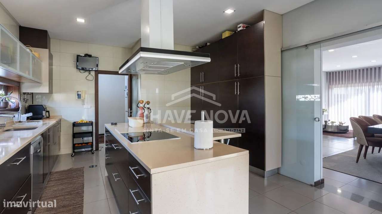 Moradia Isolada V4 c/ Terraço em Sangalhos (Anadia) - Grande imagem: 3/29