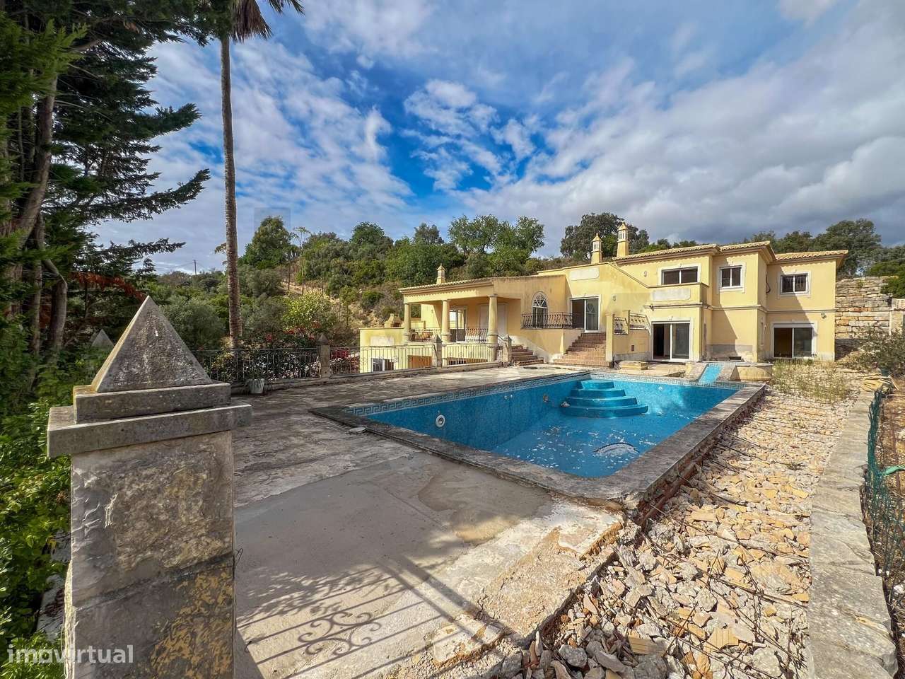 Moradia T4  com Piscina – Um Projeto à Sua Medida-17