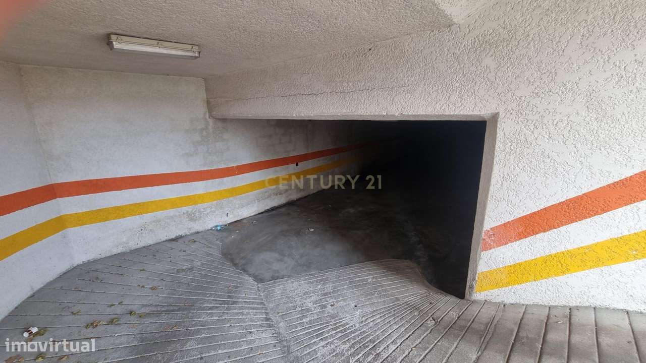 Garagem Usada em Bragança - Oportunidade a 6500€ - Grande imagem: 2/4
