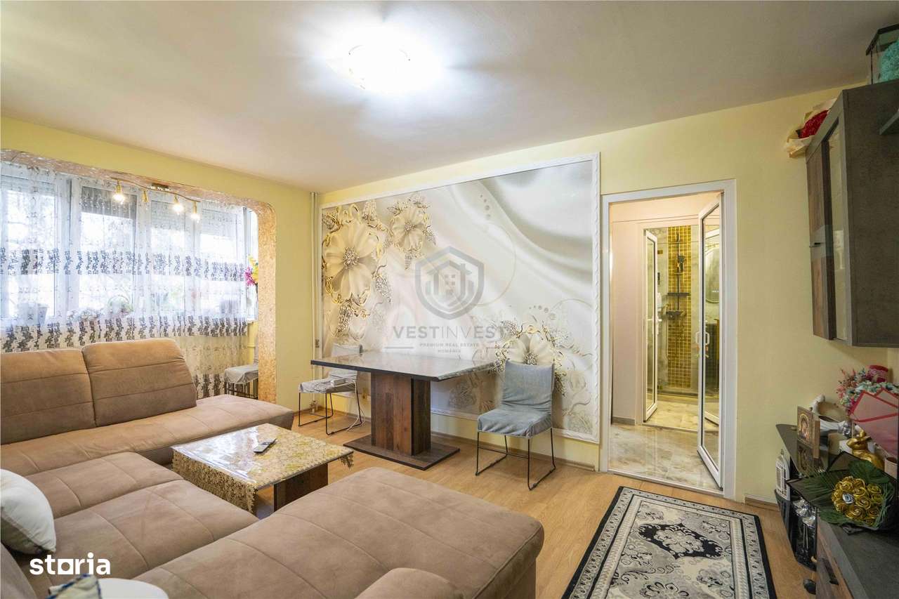 Apartament cu 3 camere, etaj 2, zona Aluminei - Rogerius - Imagine principală: 4/7