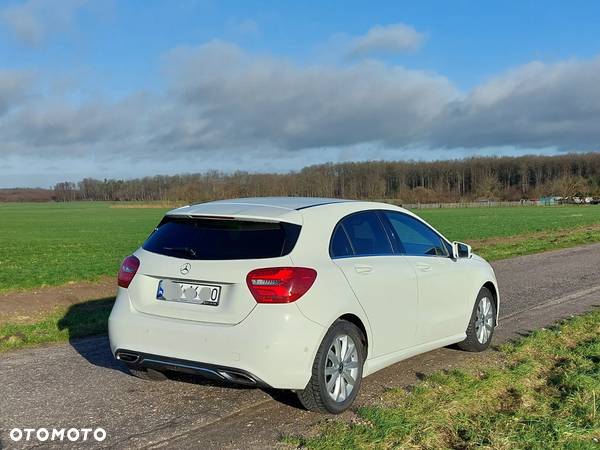 Mercedes-Benz Klasa A 180 BlueEfficiency Edition - 2