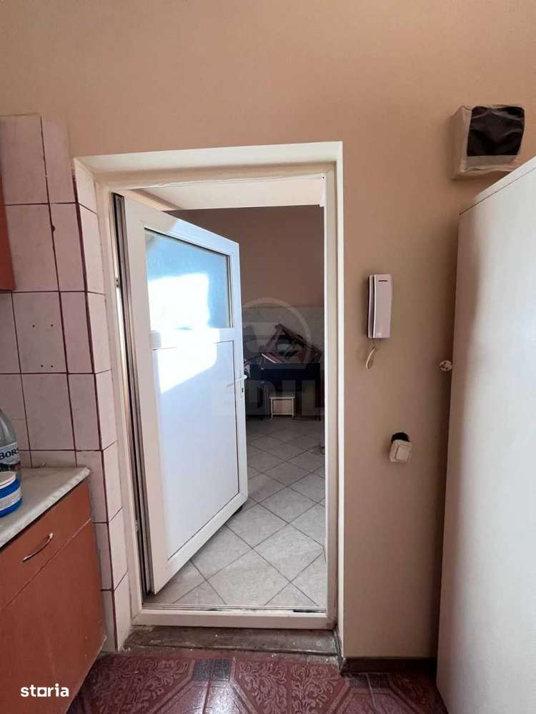 Apartament cu 2 camere zona semicentrala et intermed-5