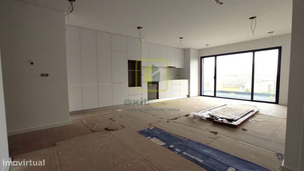 Apartamento T1 em Aveiro - Grande imagem: 2/19