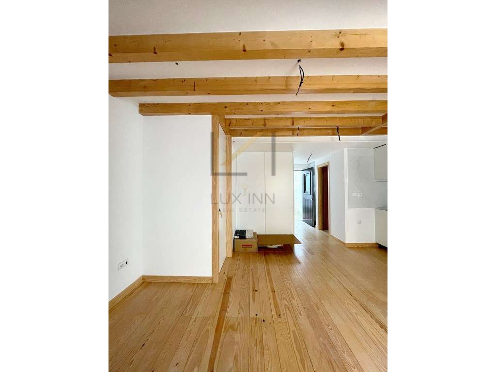 Apartamento T0 em Constância - Grande imagem: 2/21