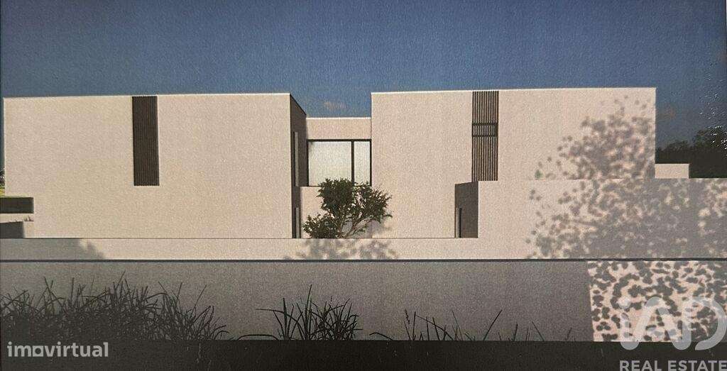 Casa / Villa T3 em Perelhal de 235,00 m2 - Grande imagem: 4/15