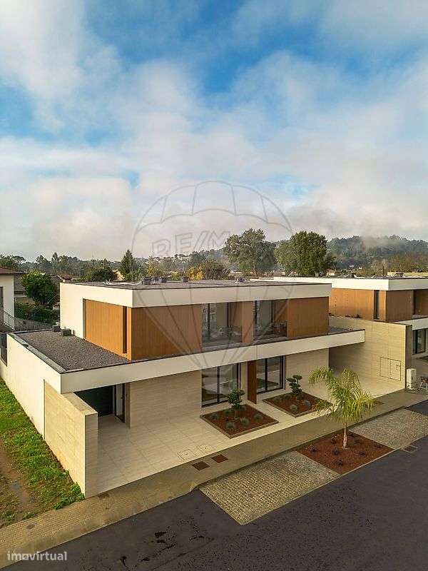 Moradia T4 para venda - Grande imagem: 4/36