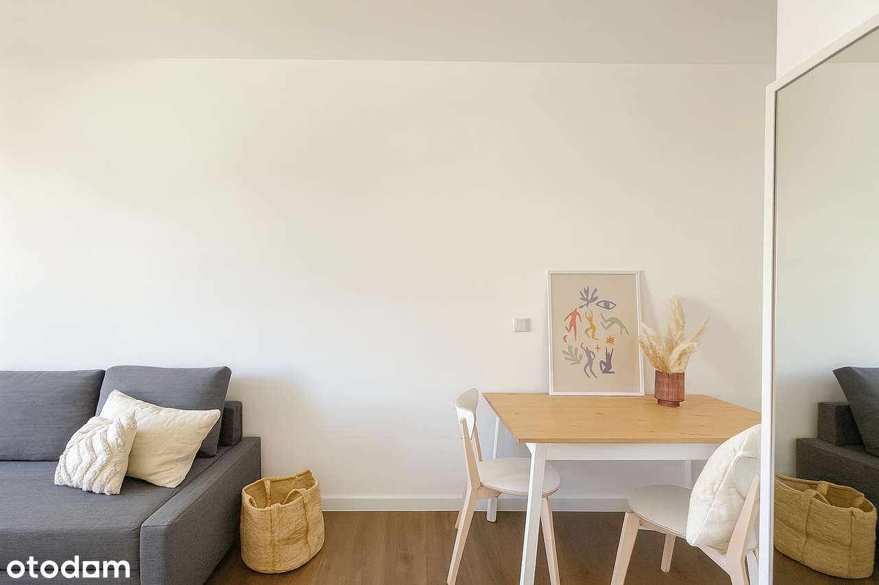 Kawalerka z oddzielną kuchnią i balkonem | Okolice PKP | BEZPOŚREDNIO - Pełny obrazek: 2/10