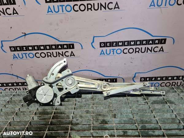 Macara dreapta fata Citroen C - Crosser 2007 - 2012 SUV 4 Usi (402) - 1