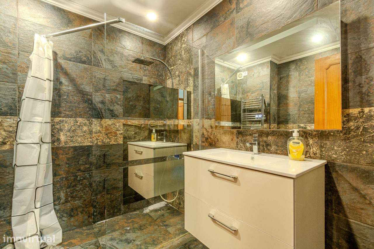 Apartamento T2 com 116 m² em Condomínio Privado no Centro de Albufeira-15