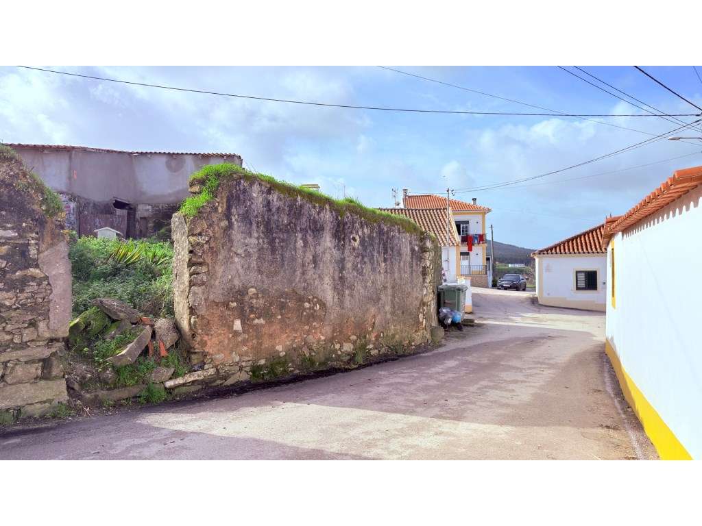 Moradia em ruína para venda em Dois Portos - Torres Vedras - Grande imagem: 5/20