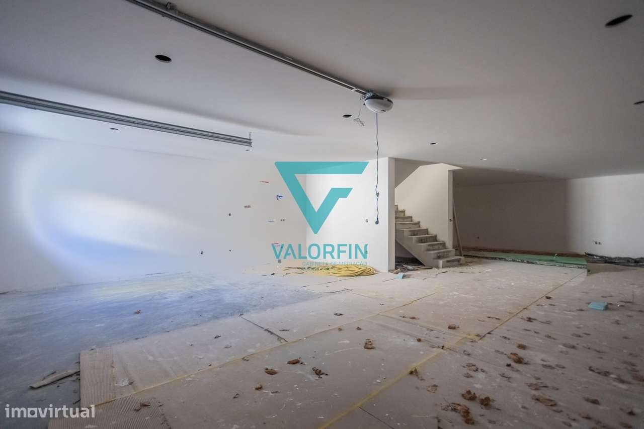 MoradiaT4 NOVA | Barosa - Leiria-16