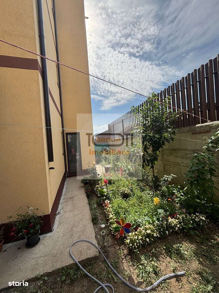 Apartament de vânzare în zona VALEA ADÂNCĂ, 3 camere decomandat-0