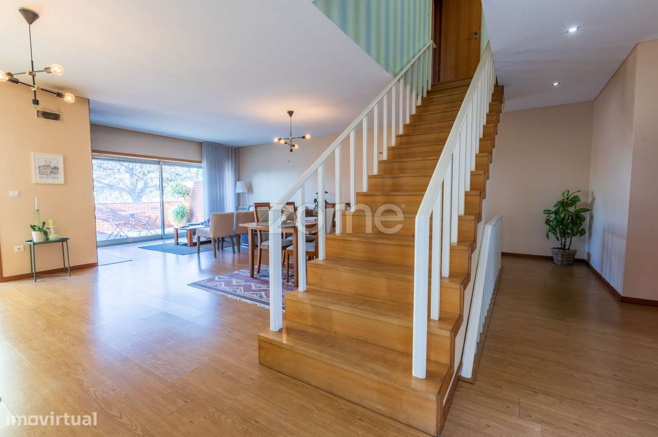 Moradia Geminada T3 em Aldão-12