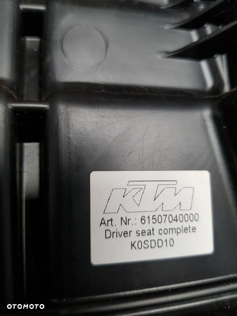 Siedzenie kierowcy KTM 1290 Super Duke GT - 9