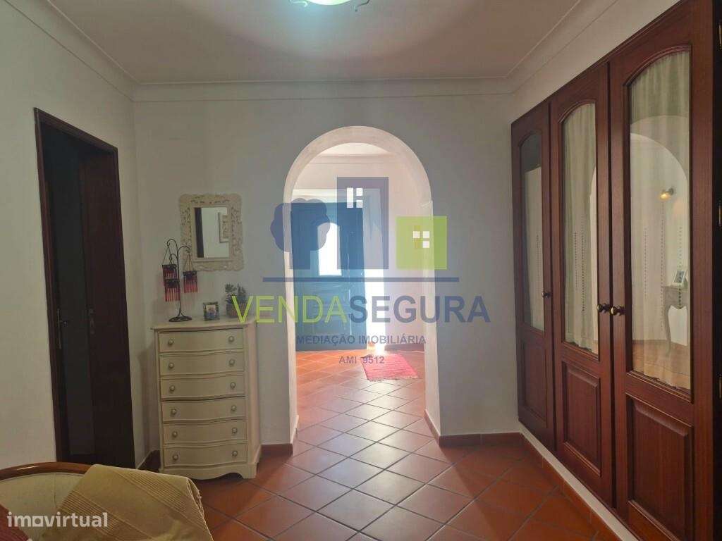 Moradia T3 com quintal, terraço e garagem | Pias-5