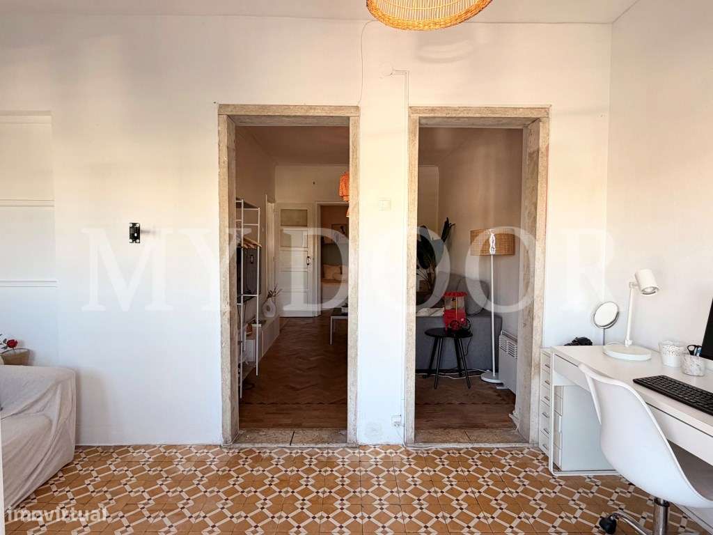 Apartamento T2 - Moscavide - Vista e muita LUZ - 3º andar-3