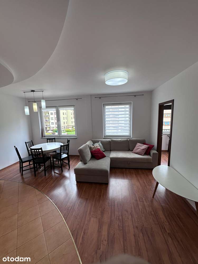 MEGA okazja: 4 pokoje na Skoroszach + garaż, duży balkon, patio, II p.