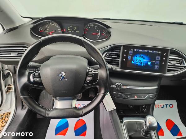 Peugeot 308 1.2 PureTech Active S&S - 22