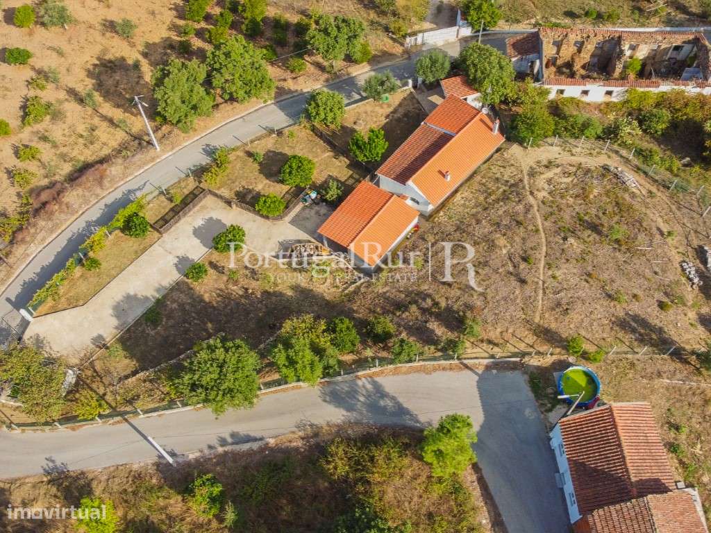 Quintinha pronta a habitar na freguesia de Amêndoa - Mação - Grande imagem: 4/46