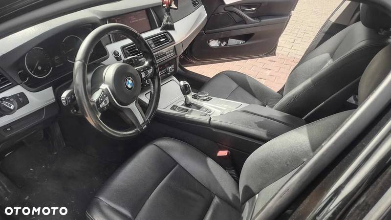 BMW Seria 5 520d Luxury Line - 30