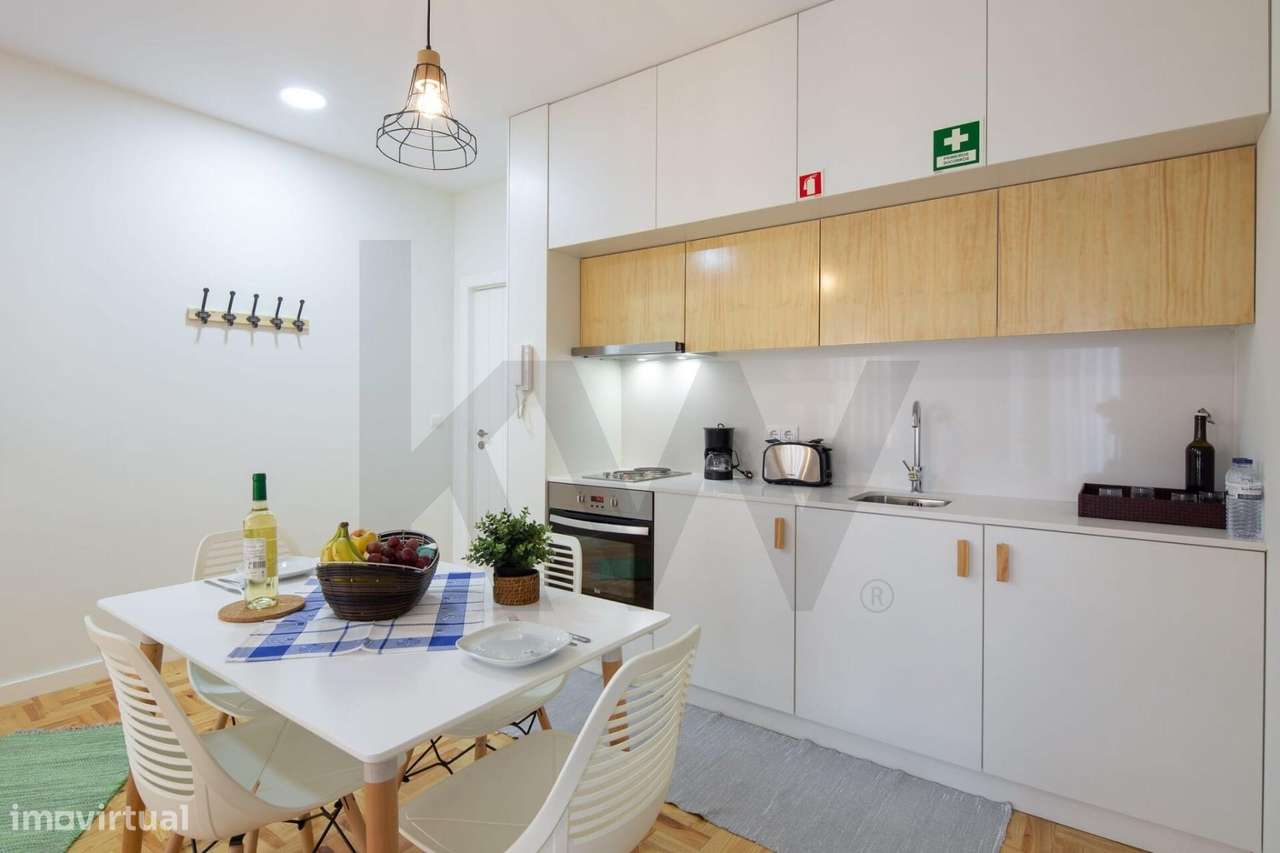 Arrendamento — Apartamento T1 mobilado e com varanda na Rua do Bonfim - Grande imagem: 5/23