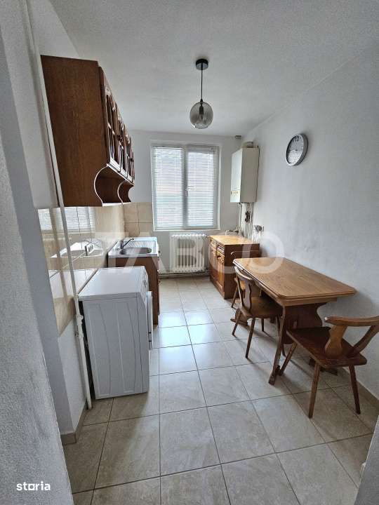 Apartament 2 camere complet mobilate si utilate boxa la subsol Fagaras - Imagine principală: 4/5