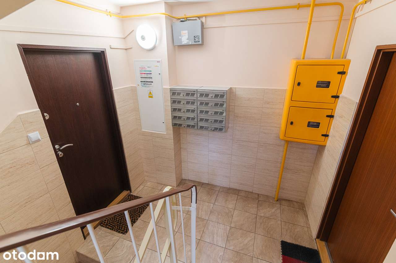 3 pokoje | 1 piętro | dwustronne |po remoncie klatki  | blisko centrum-14