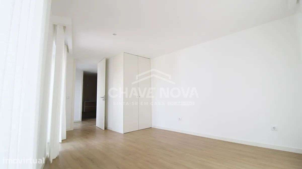 T2 Duplex Novo no Marquês – Porto-13