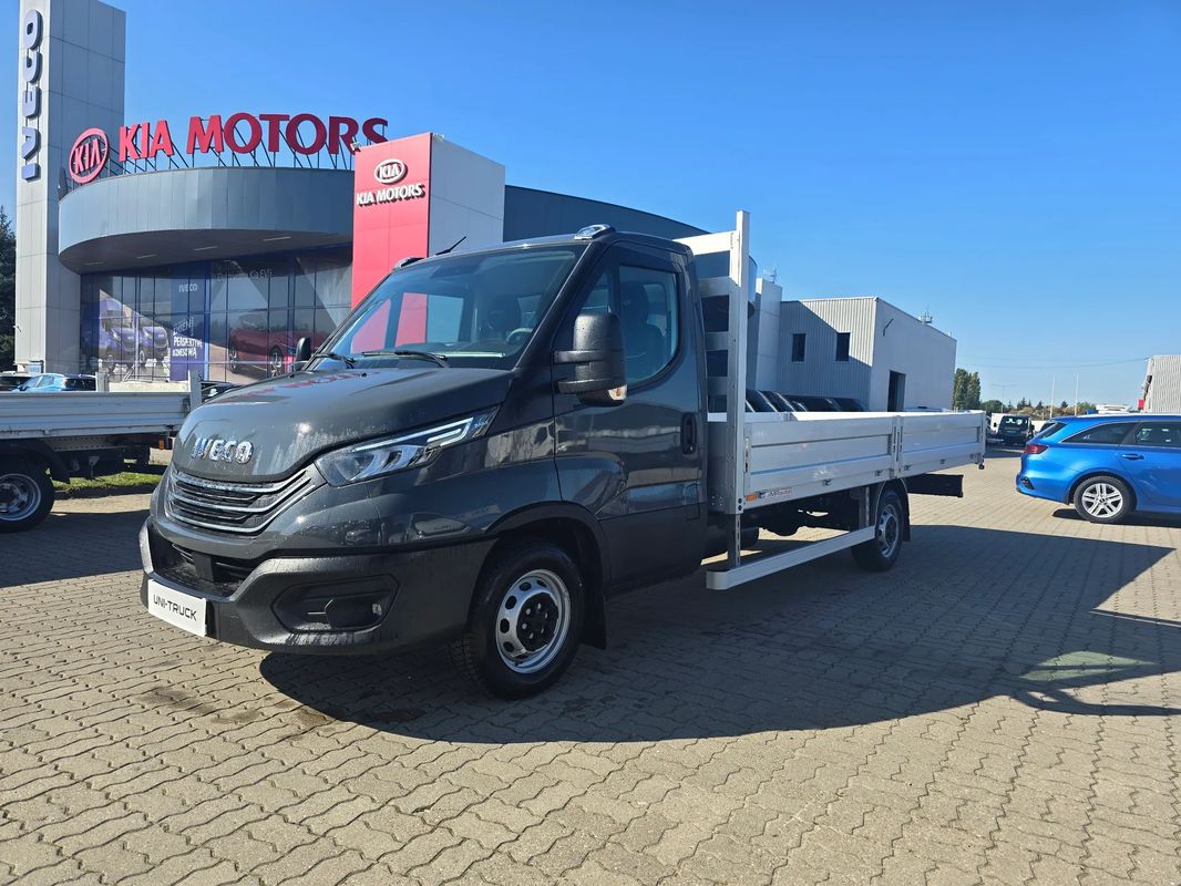 Iveco SKRZYNIA 5 m OD RĘKI !!! 149.900 Netto - Pełne Światła LED !!!