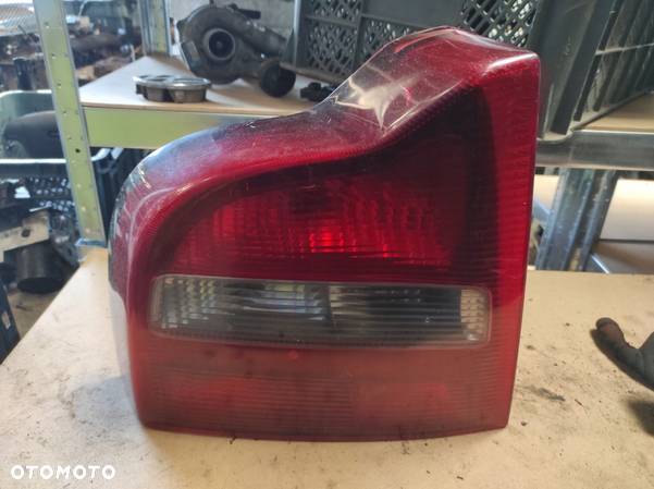 LAMPA LEWY TYŁ VOLVO S80 I 9154478 - 1