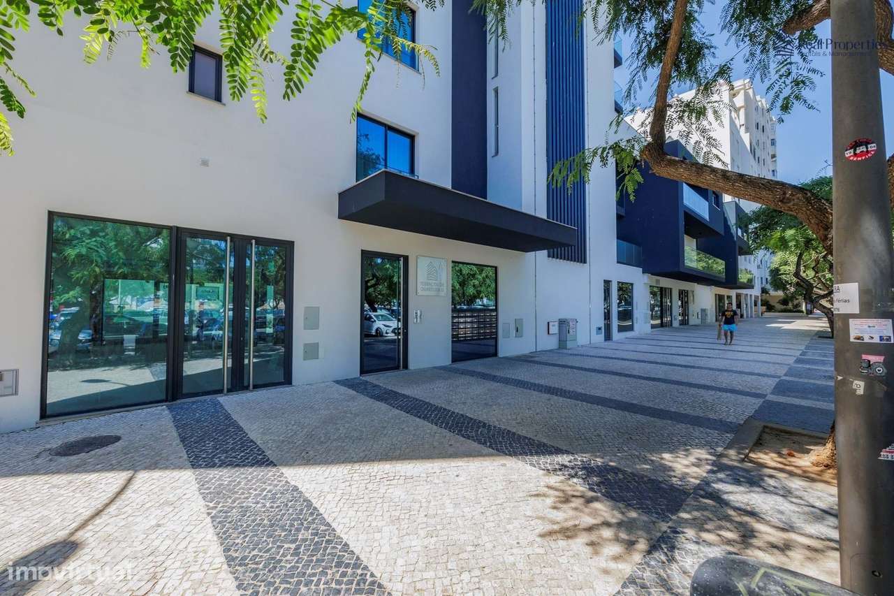 NOVO: Lojas Terraços de Quarteira II - Grande imagem: 3/10