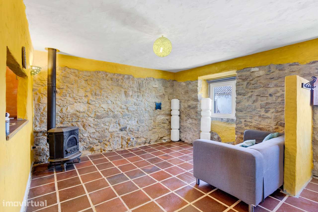 Moradia T4 Rústica com Terreno em Carqueja- Atouguia da Baleia - Grande imagem: 3/35