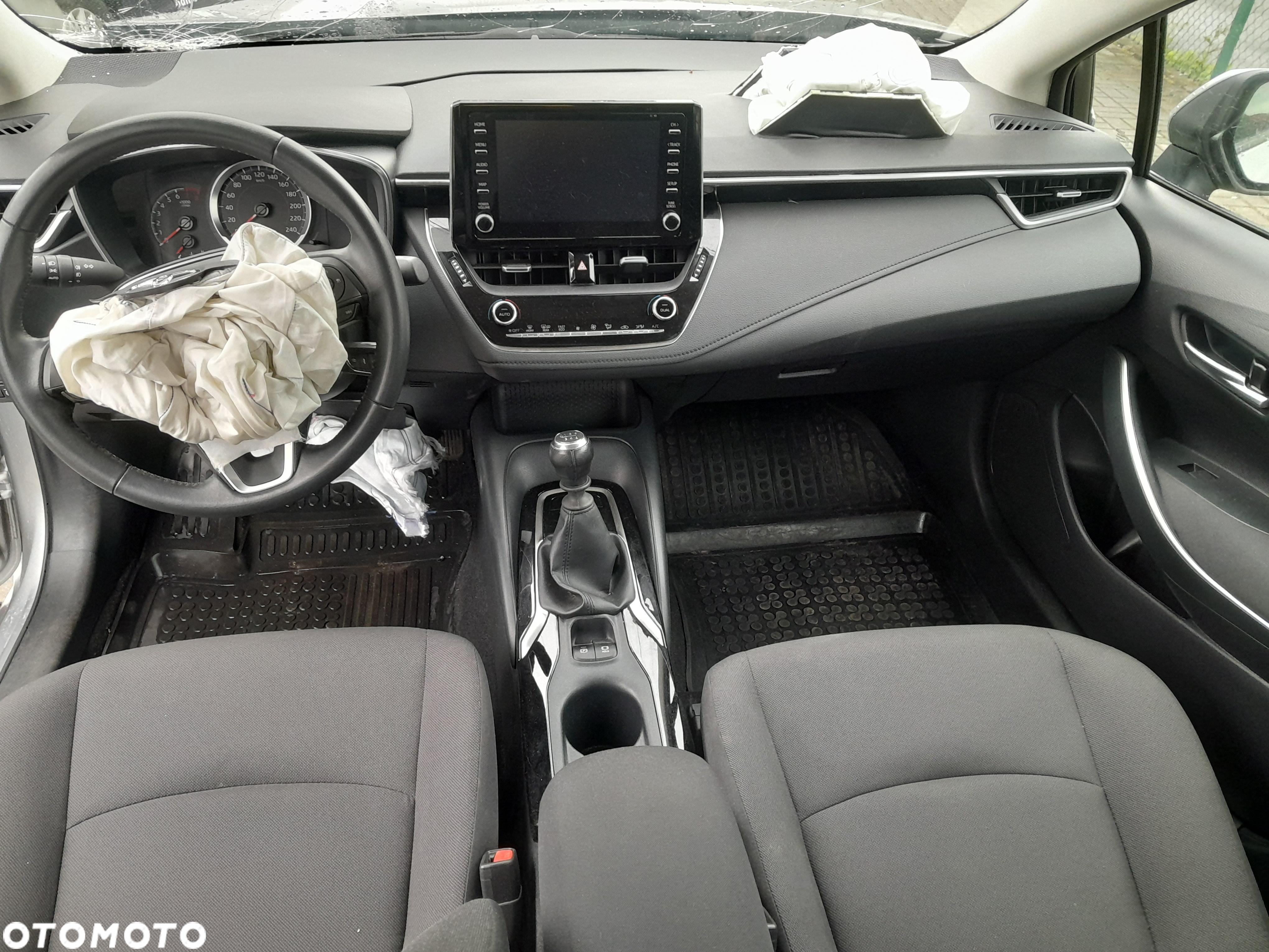 Toyota Corolla 1.5 Comfort - 6