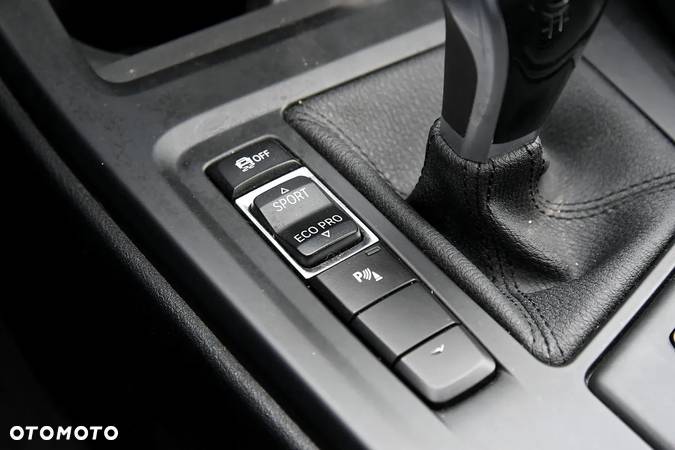 BMW X1 sDrive18i Advantage - 20