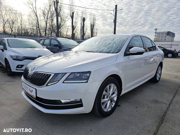 Skoda Octavia 2.0 TDI DSG Style - 1