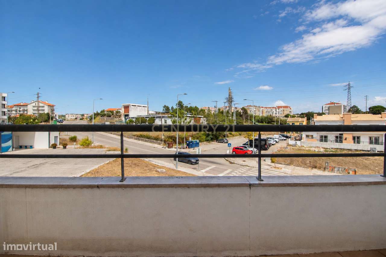 Apartamento T3 com garagem dupla na Estrada de Mira – Figueira da Foz-24