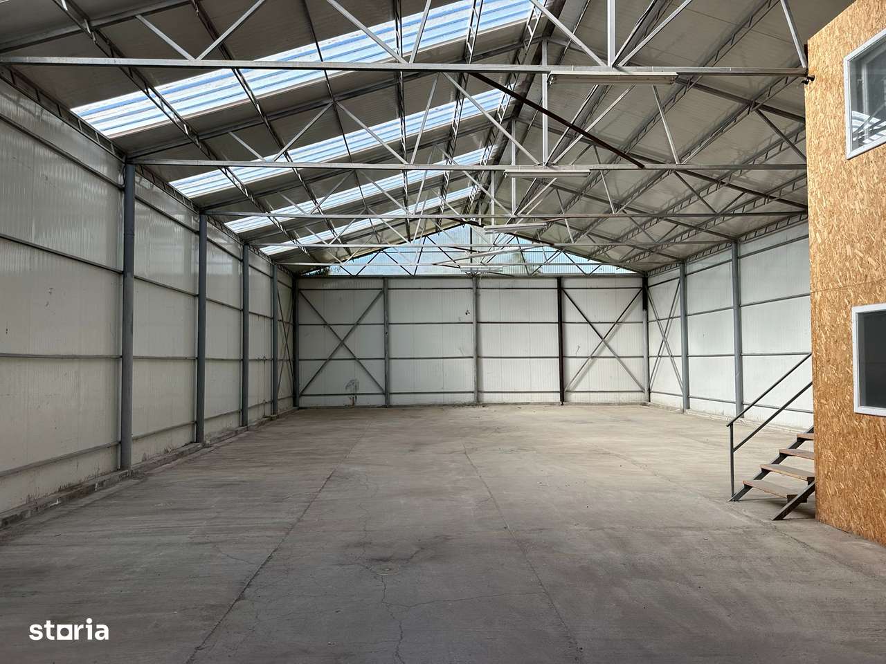 Hala zona Tarpiului 260 mp , 1035 mp teren-2