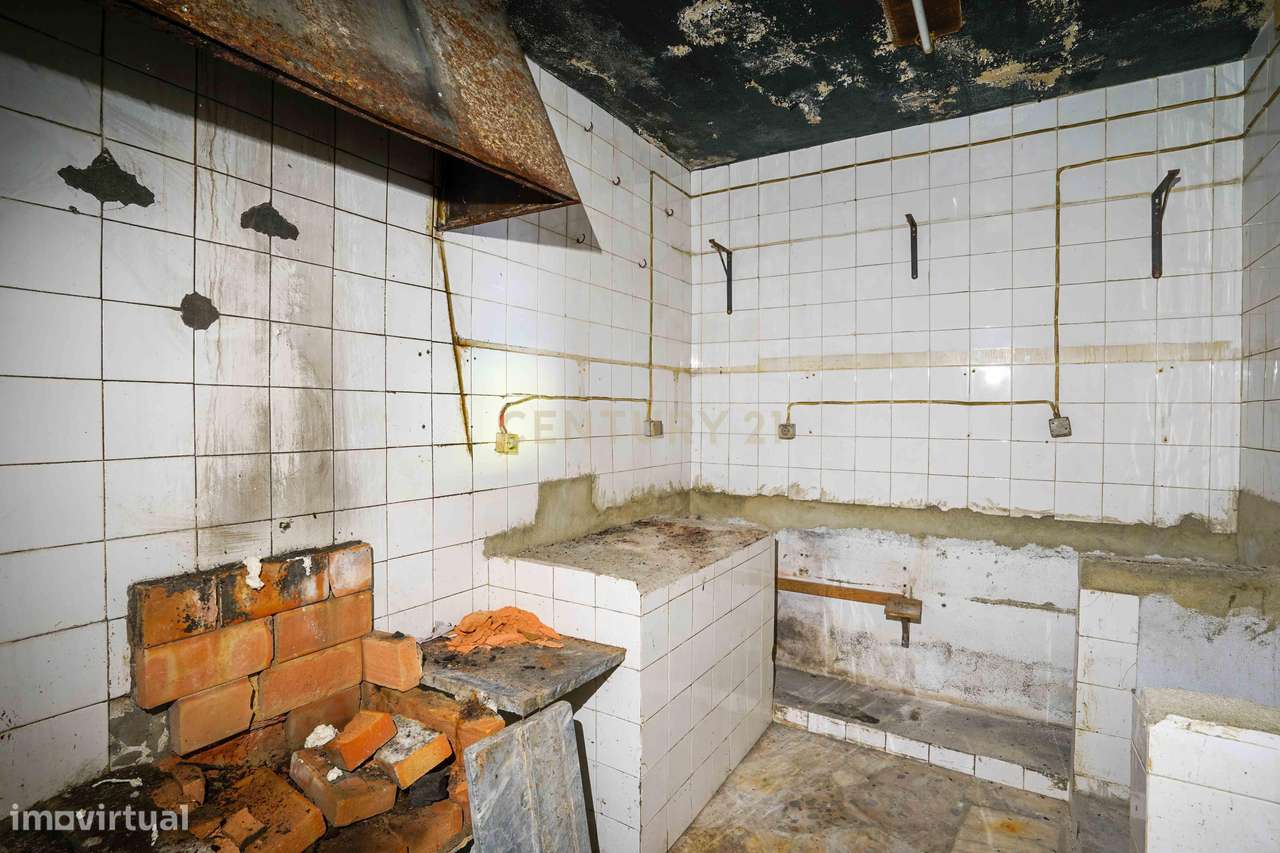 Moradia T6 para venda, próxima da praia de Santo Amaro de Oeiras-28