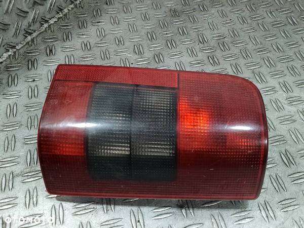 LAMPA TYLNA PRAWA CITROEN BERLINGO I 9625292180 - 2