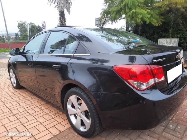 Chevrolet Cruze 2.0 VCDi LT - 1