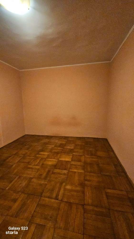 Apartament De Vânzare – 2 Camere, Decomandat, Etaj 4, Zona 1 Decembrie - Imagine principală: 2/8