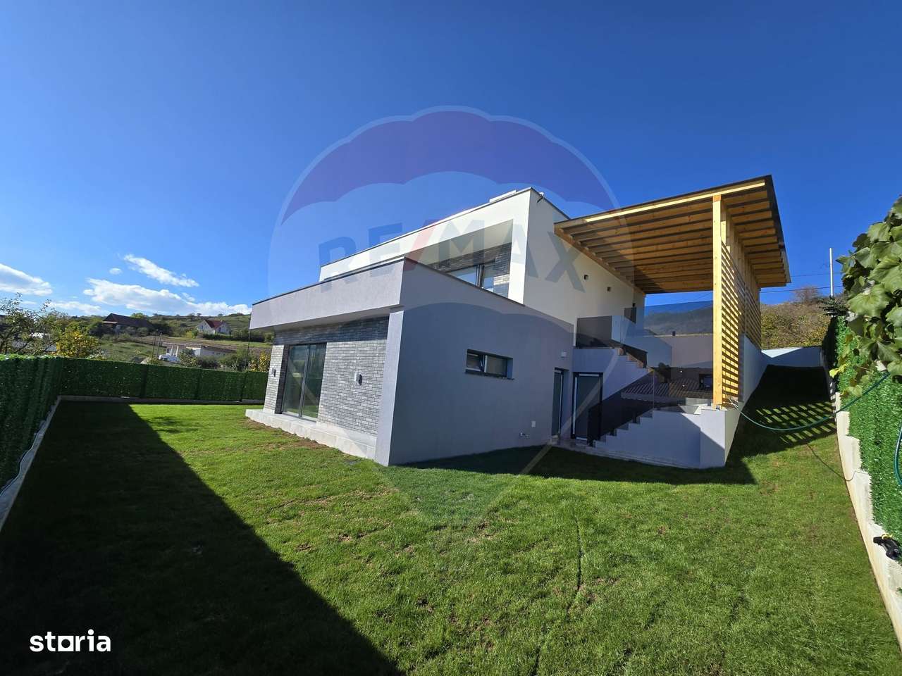 COMISION 0% Casă semifinisată de vânzare în Baciu, 583 mp de teren - Imagine principală: 4/8