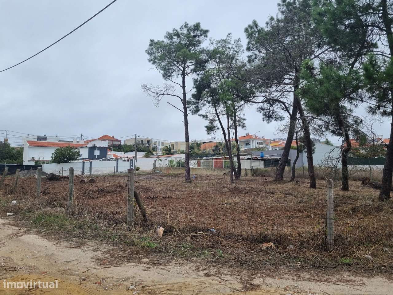 Terreno para venda na zona do Seixal RESERVADO - Grande imagem: 5/13