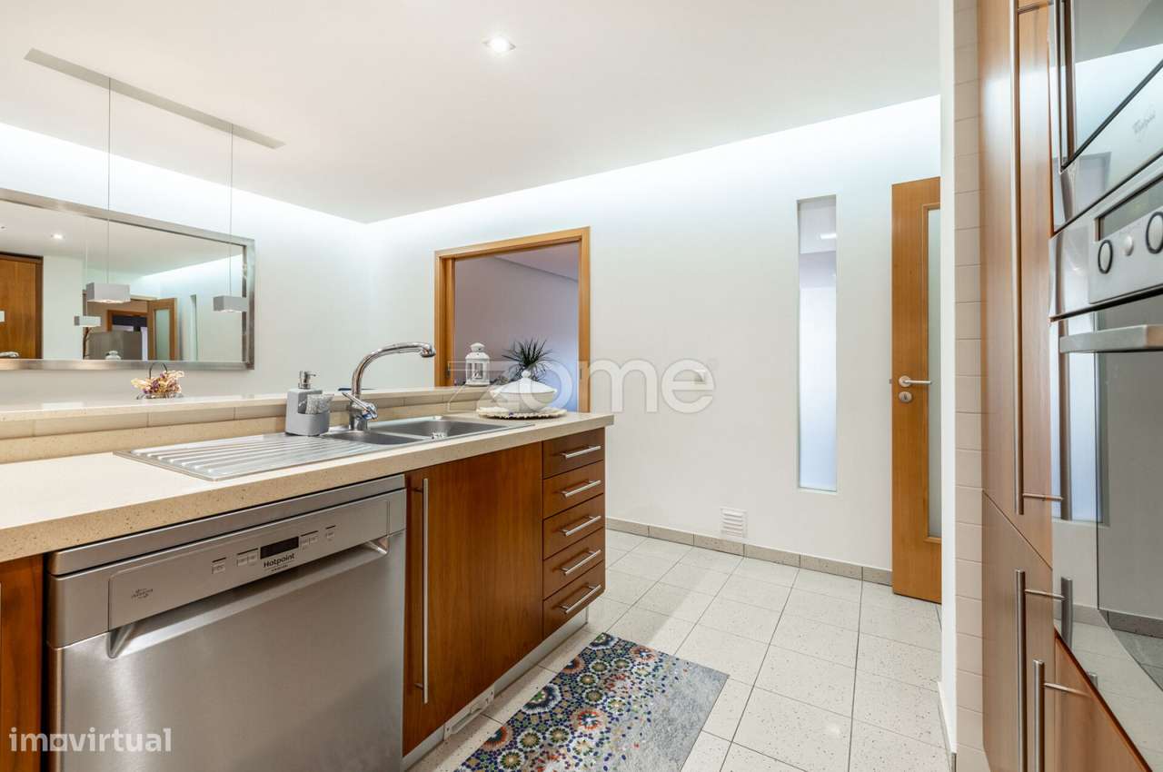 Apartamento T2 no Edifício Eden - Leiria-16