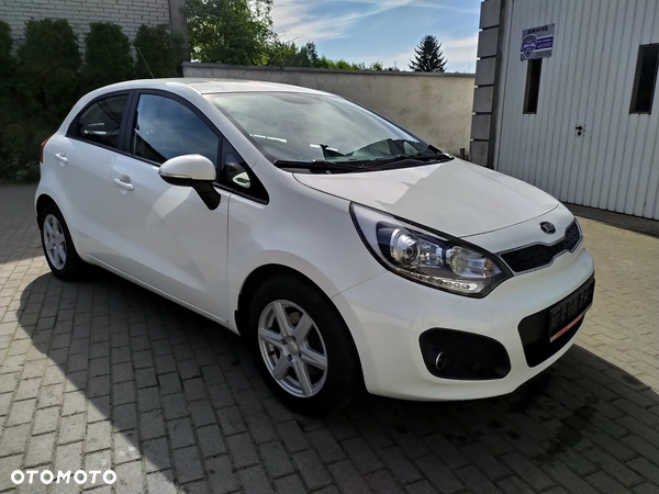 Kia Rio 1.4 ISG Dream Team Edition - 10