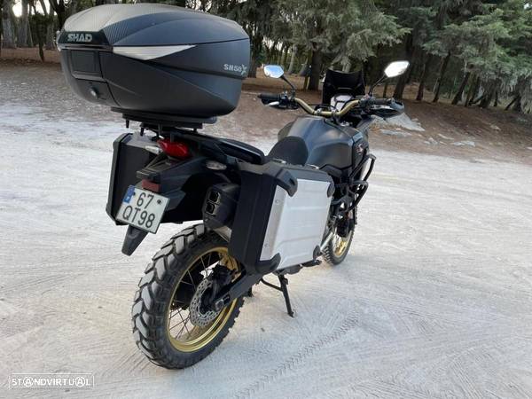 Honda Africa Twin - 5