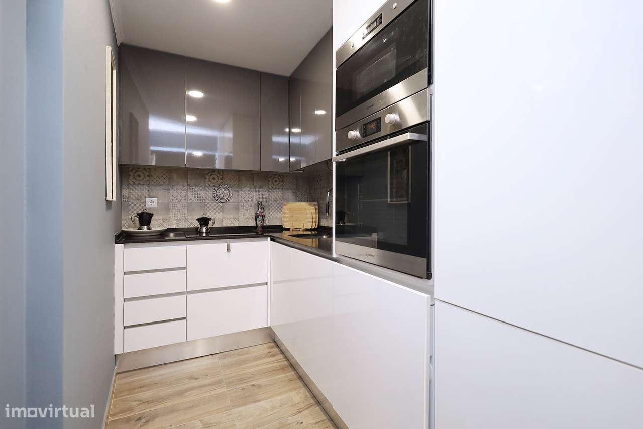 Apartamento T2  - Santos - Charme - Renovado-14