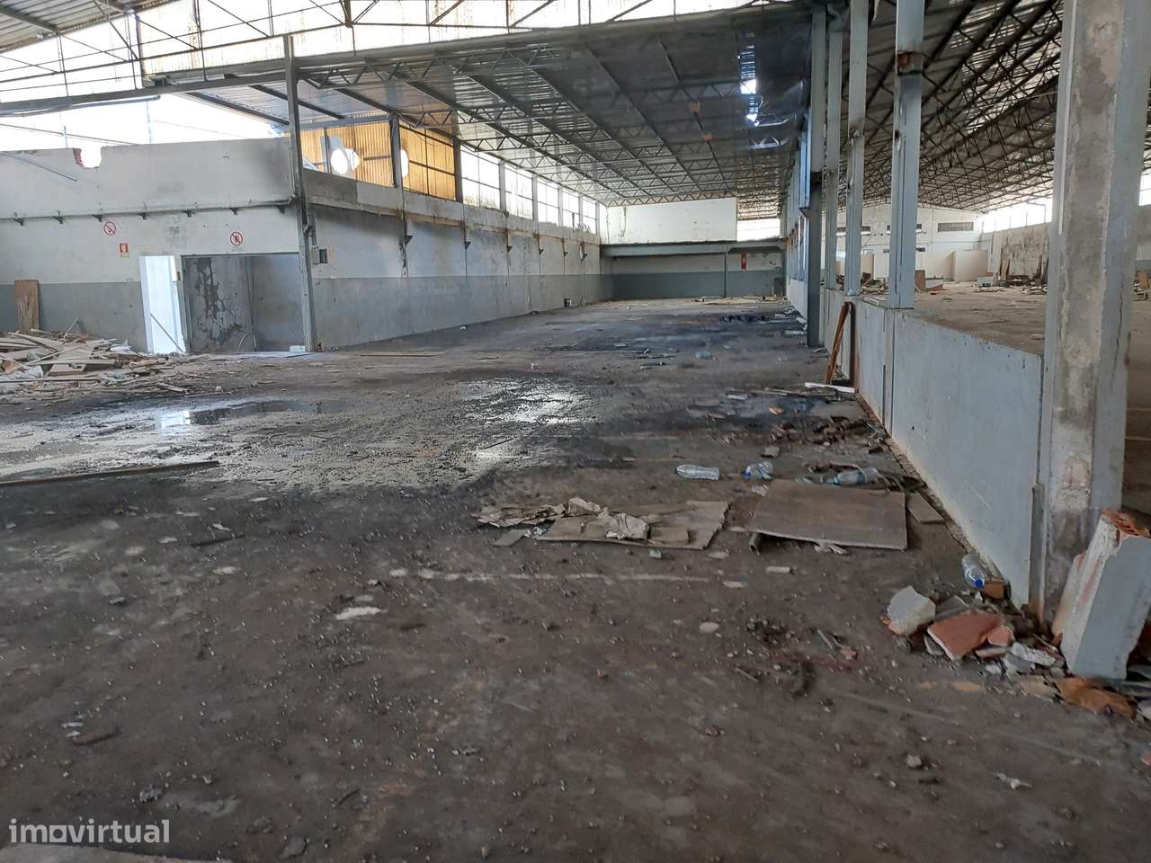 Armazém à venda , zona industrial de vilar dos prazeres - Grande imagem: 1/8