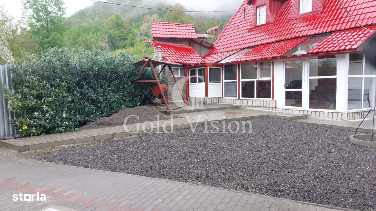 Casa de locuit/Vacanta, 20 km de Reghin, Platoul Fancel, Vanz/Schimb - Imagine principală: 5/9